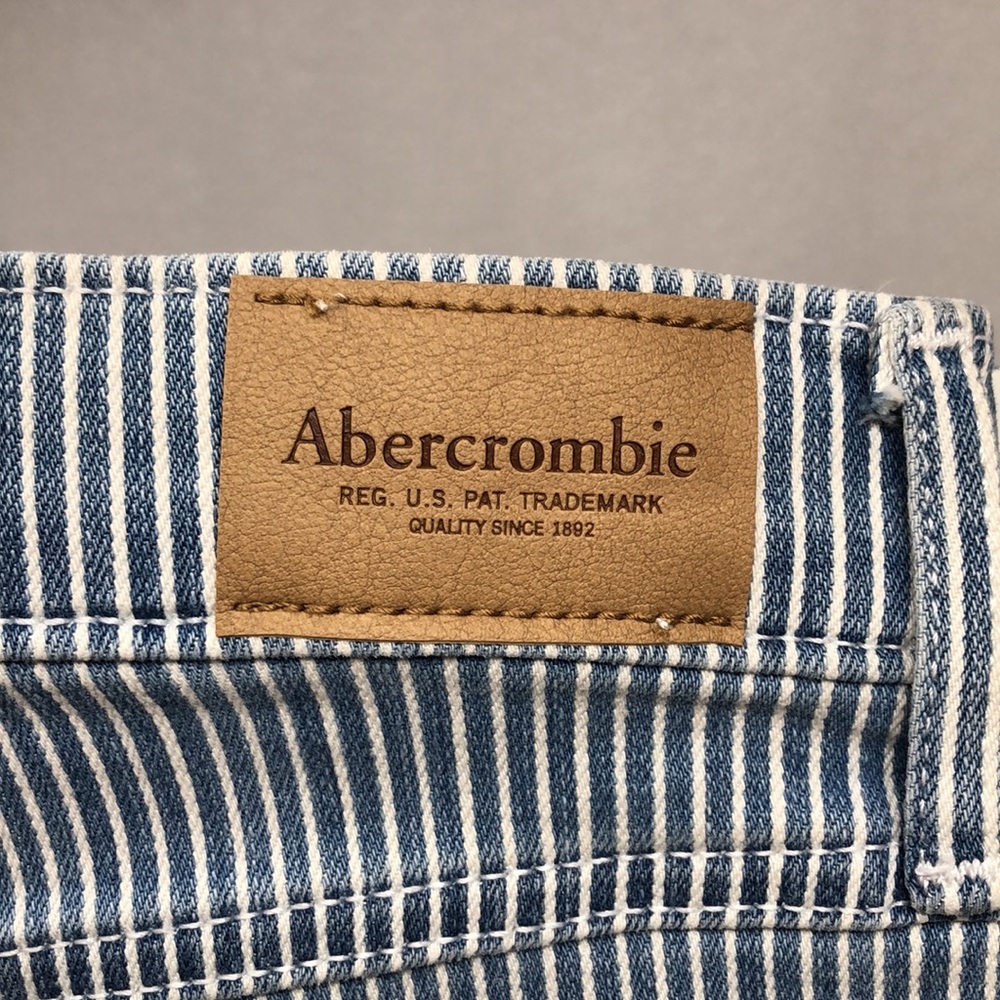 Abercrombie Kids Shorts Mid Rise Midi 13/14 Regular Blue & White Stripe Denim - Picture 9 of 15